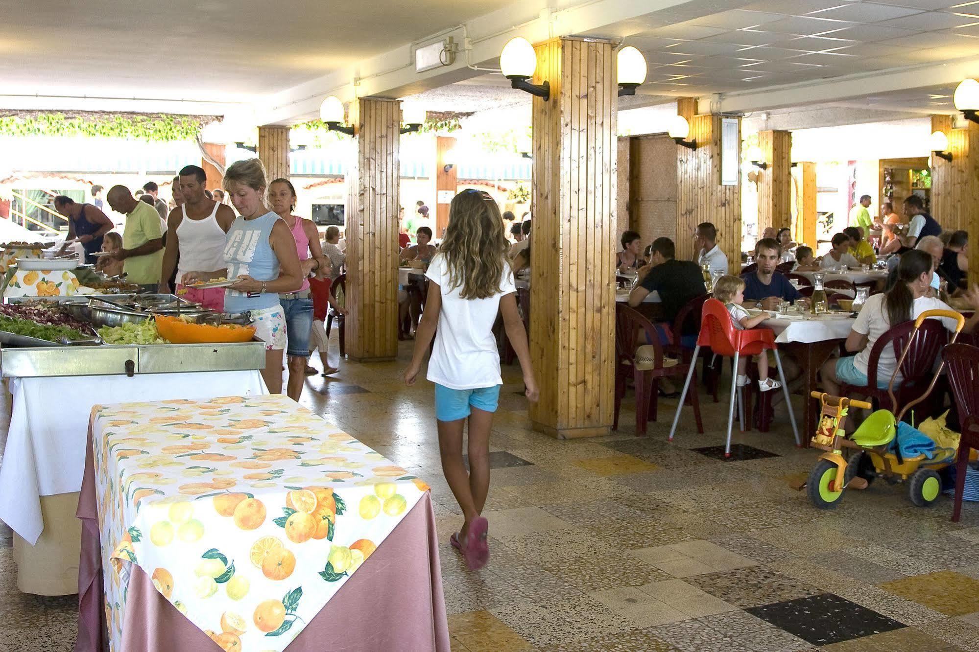 Villaggio Club Cecina مارينا دي سيسينا المظهر الخارجي الصورة