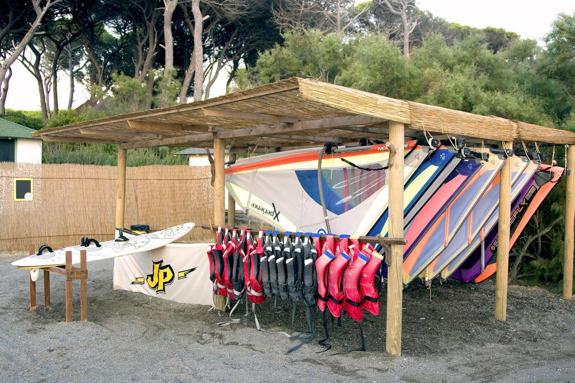 Villaggio Club Cecina مارينا دي سيسينا المظهر الخارجي الصورة